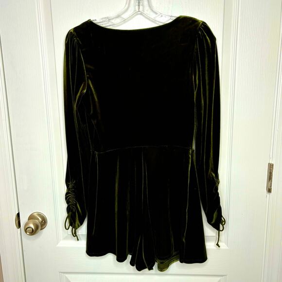 Urban Outfitters S Goldmine Olive Green Velvet Mini Faux Wrap Romper Boho Fairy - Picture 2 of 10
